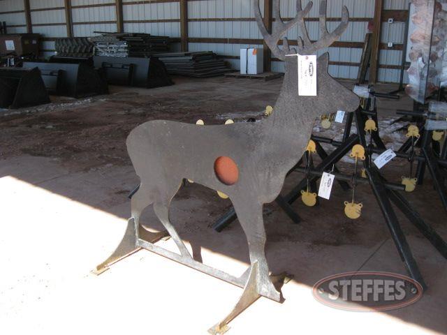 3-8-- AR500 deer target, w- heart flapper_1.jpg
